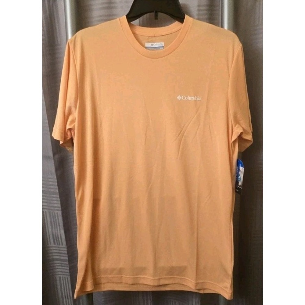 Columbia Sportswear Mens Peach Short Sleeve T-Shirt Regular Fit Size Small NWT